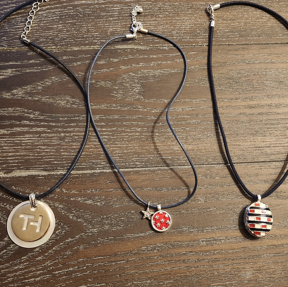 Set of 3 Y2K Tommy Hilfiger necklaces